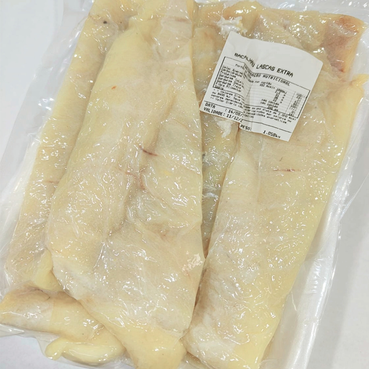 Bacalhau Gadus Mohua 1kg - Lascas Extra Larga Sem Pele e Sem Espinhas - Imagem 4